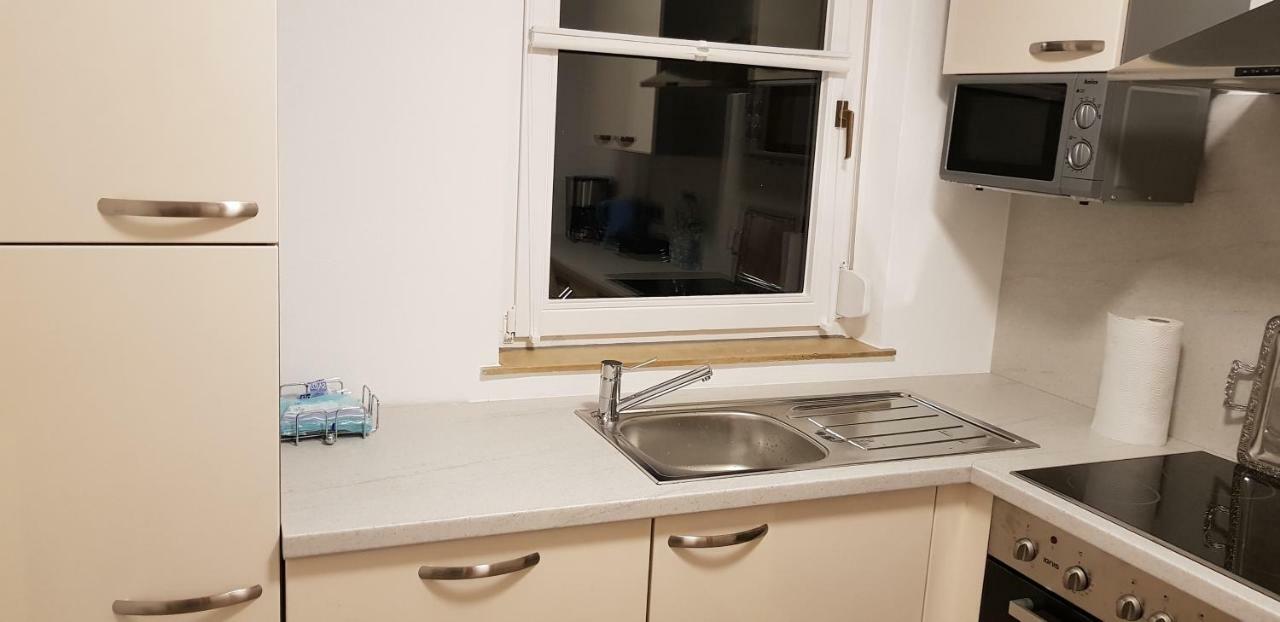 Outletcity Ferienwohnung Apartment 2 Metzingen  Luaran gambar