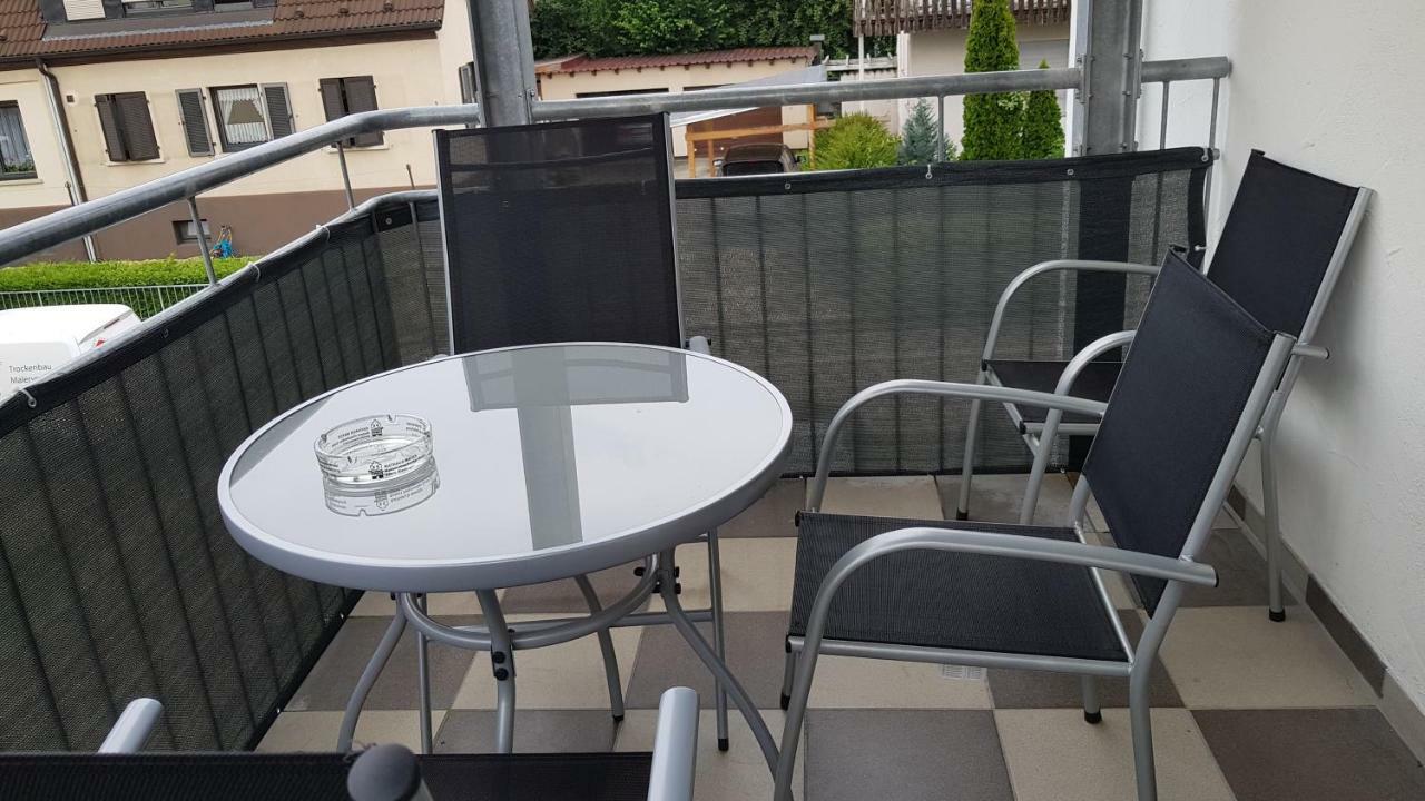 Outletcity Ferienwohnung Apartment 2 Metzingen  Luaran gambar