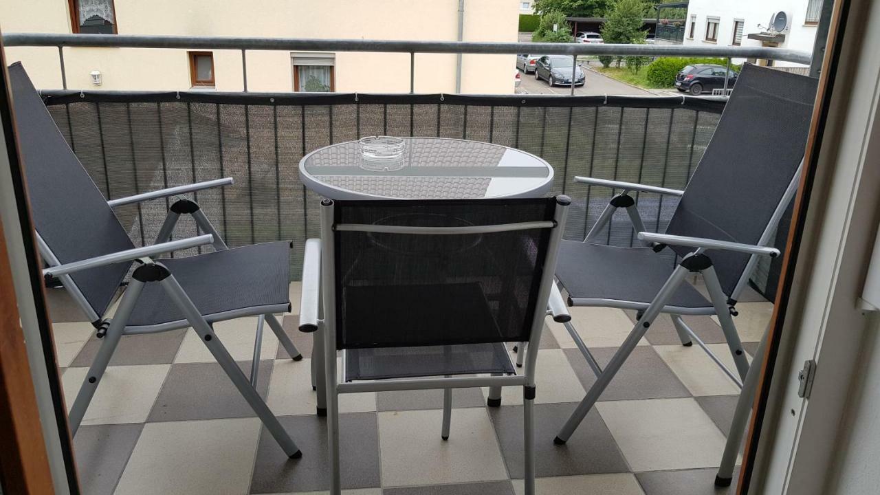 Outletcity Ferienwohnung Apartment 2 Metzingen  Luaran gambar