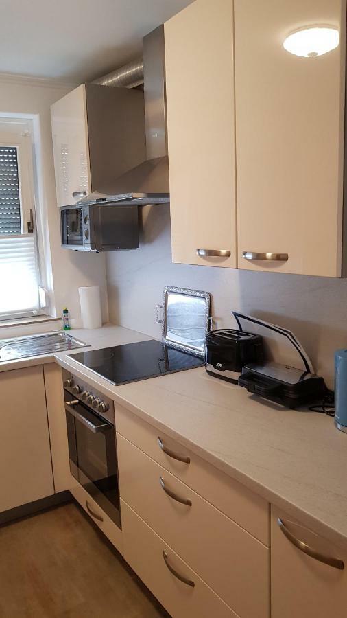 Outletcity Ferienwohnung Apartment 2 Metzingen  Luaran gambar